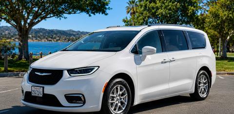 Chrysler Pacifica 2022
