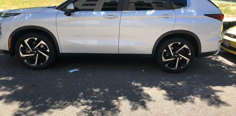 Mitsubishi Outlander 2024