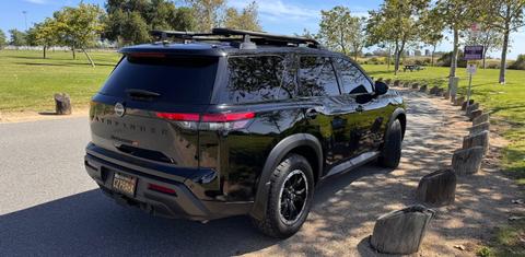 Nissan Pathfinder 2024