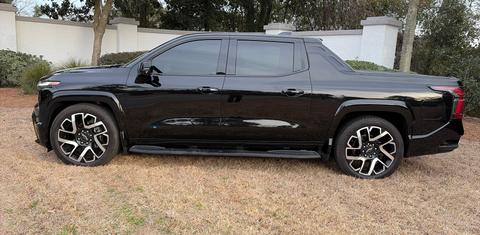 Chevrolet Silverado EV 2024