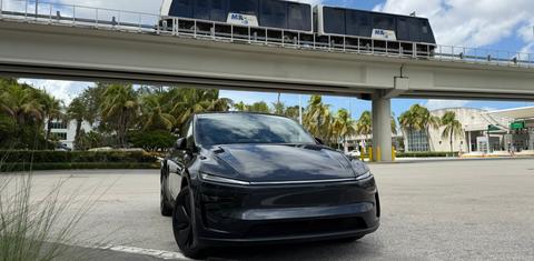 Tesla Model Y 2026