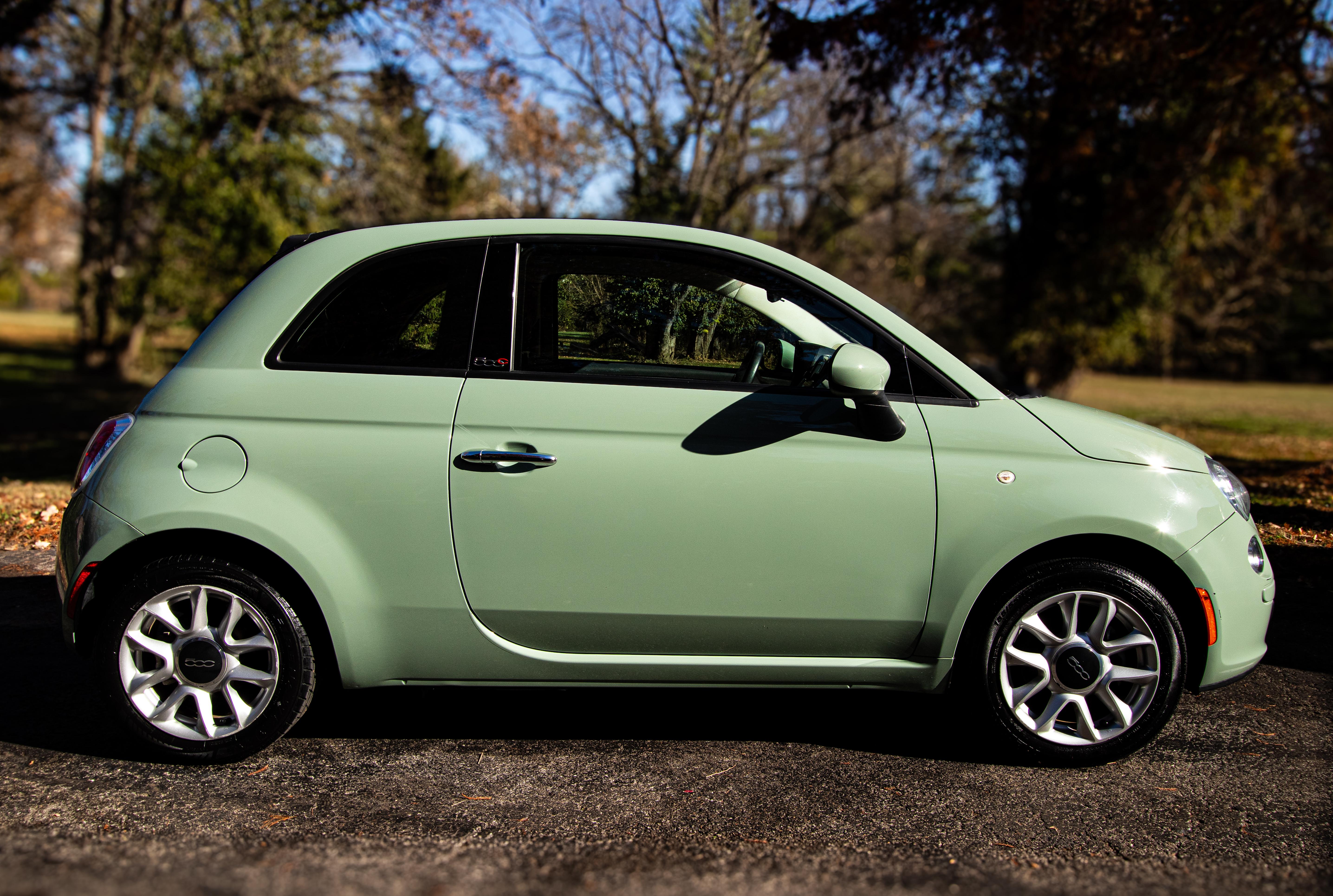 FIAT 500c 2017 rental in St. Louis, MO by Shannon | Turo