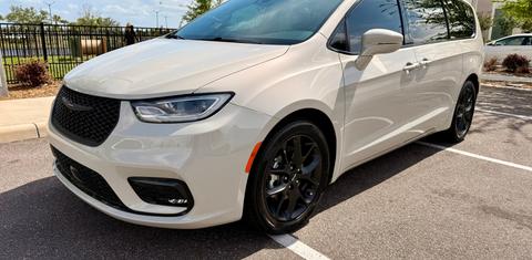 Chrysler Pacifica 2021