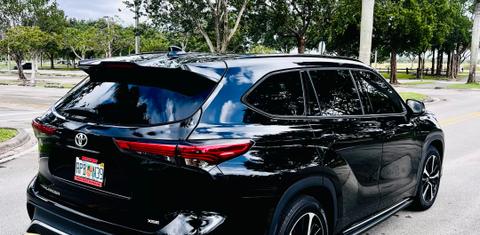 Toyota Highlander 2021
