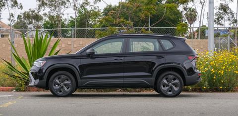 Volkswagen Taos 2025