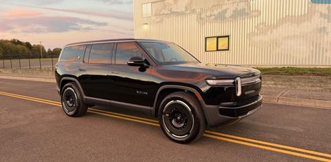 Rivian R1S 2025