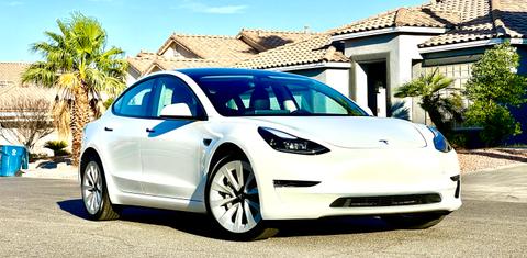 Tesla Model 3 2022