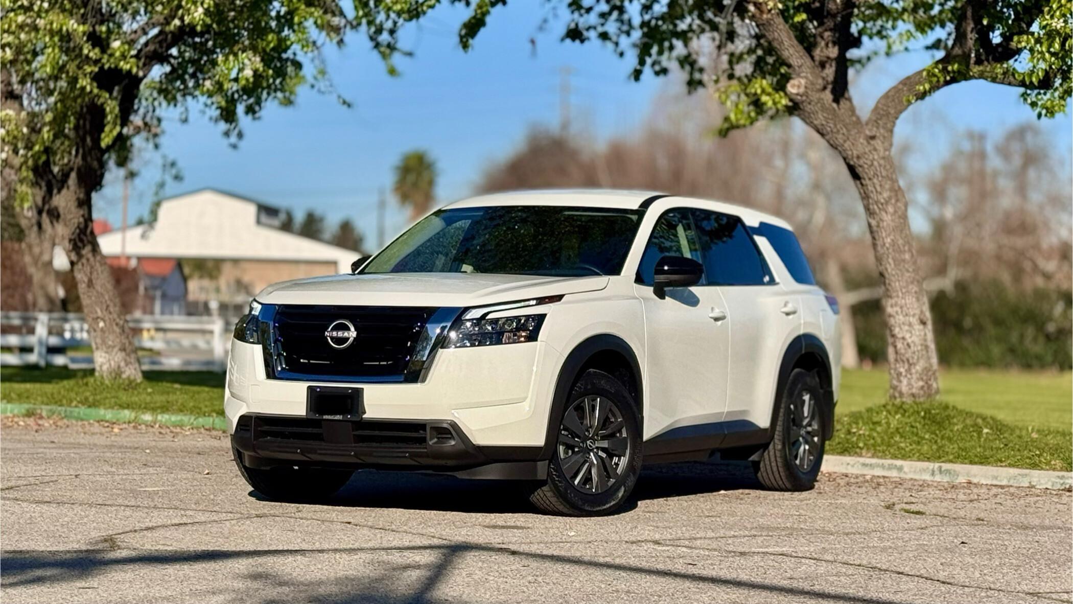 Nissan Pathfinder 2025 in Los Angeles, CA
