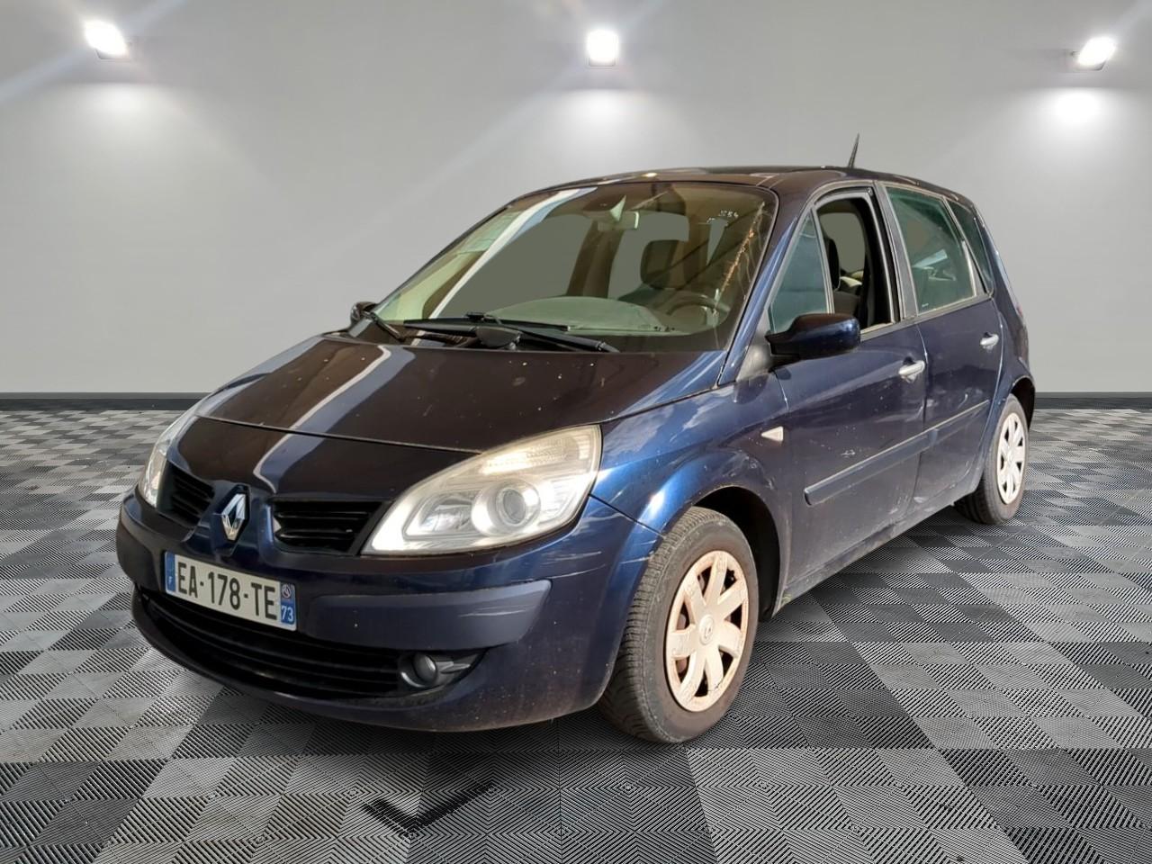 Renault SCENIC II 2008 in Quetigny