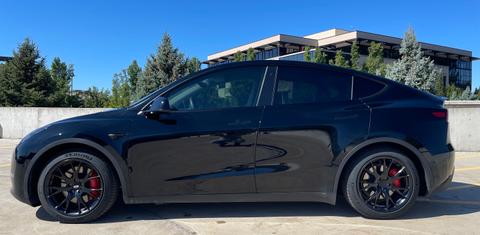 Tesla Model Y 2022