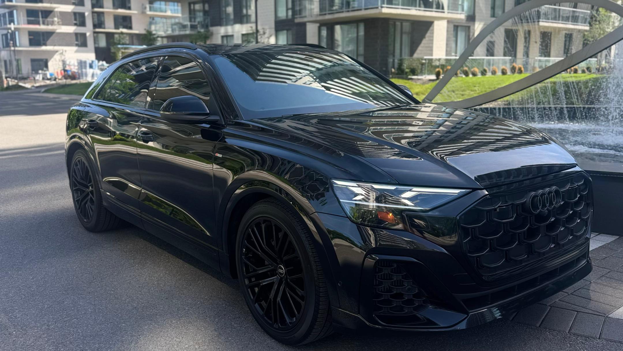 Audi Q8 2025 à Laval, QC