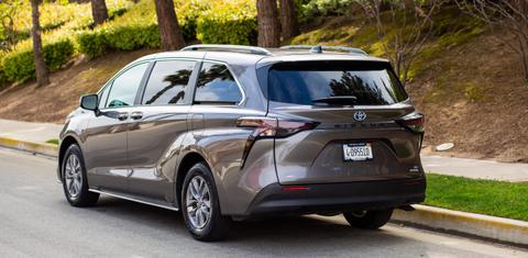 Toyota Sienna 2024