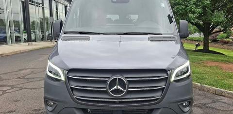 Mercedes-Benz Sprinter 2024