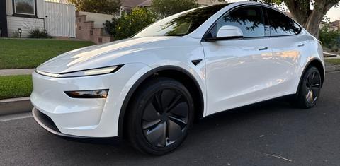 Tesla Model Y 2026