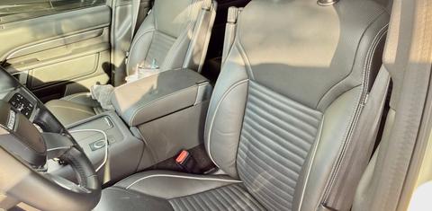 Land Rover Discovery 2024