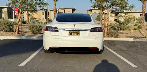 Tesla Model S 2018