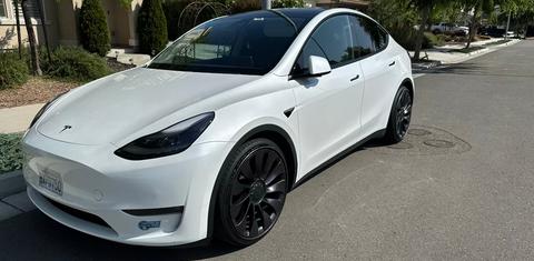 Tesla Model Y 2021