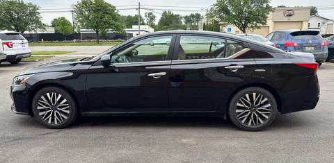 Nissan Altima 2024