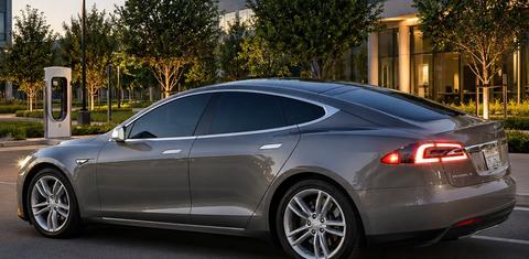 Tesla Model S 2015