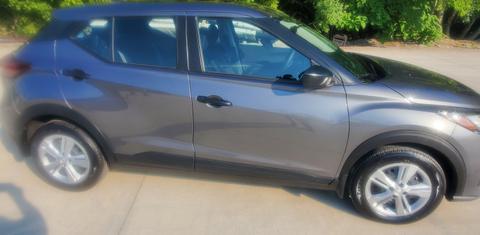 Nissan Kicks Play 2025