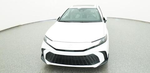 Toyota Camry Hybrid 2025
