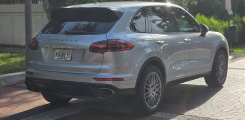 Porsche Cayenne 2016