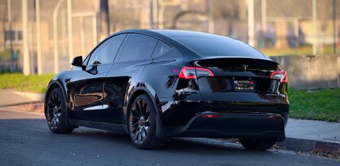 Tesla Model Y 2022