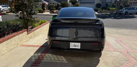 Tesla Model Y 2026