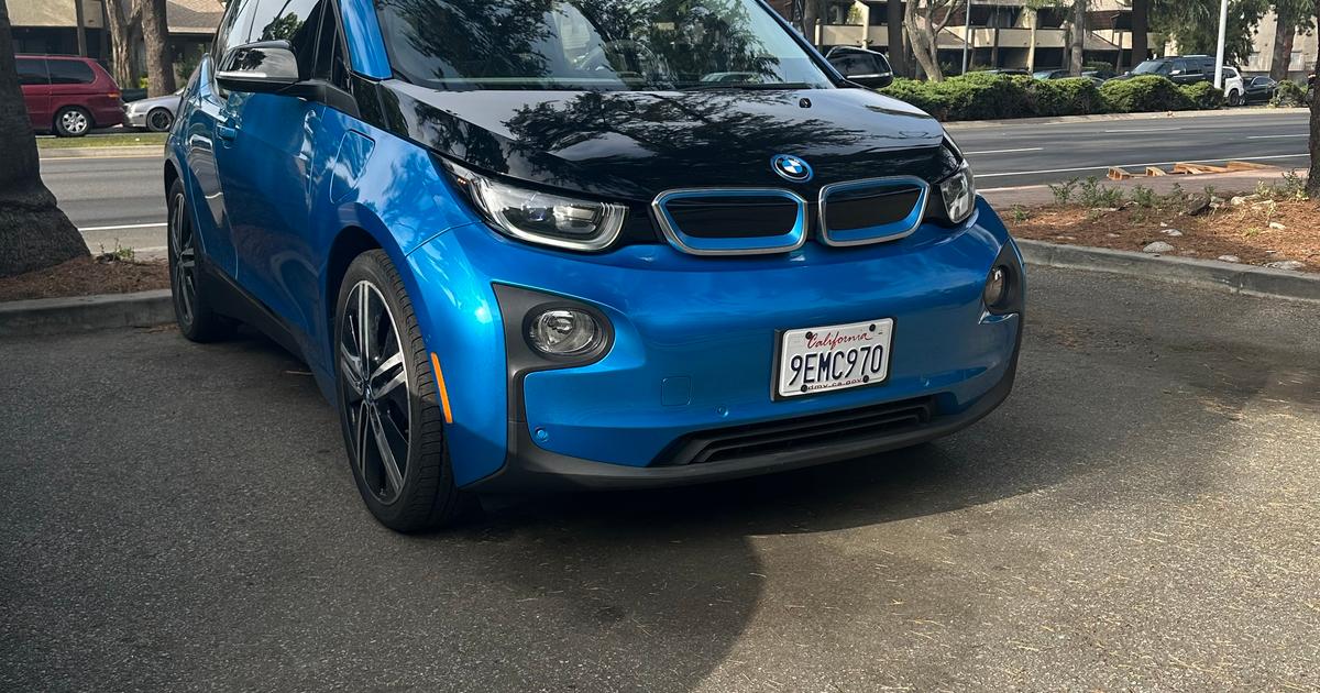 BMW i3 2017 rental in Los Angeles, CA by Igor K. Turo