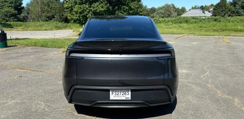 Tesla Model Y 2026