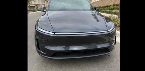 Tesla Model Y 2026