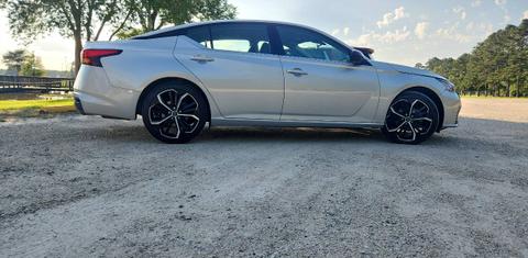 Nissan Altima 2024