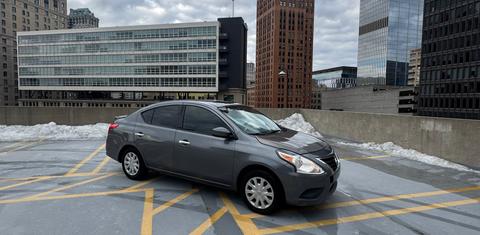 Nissan Versa 2016