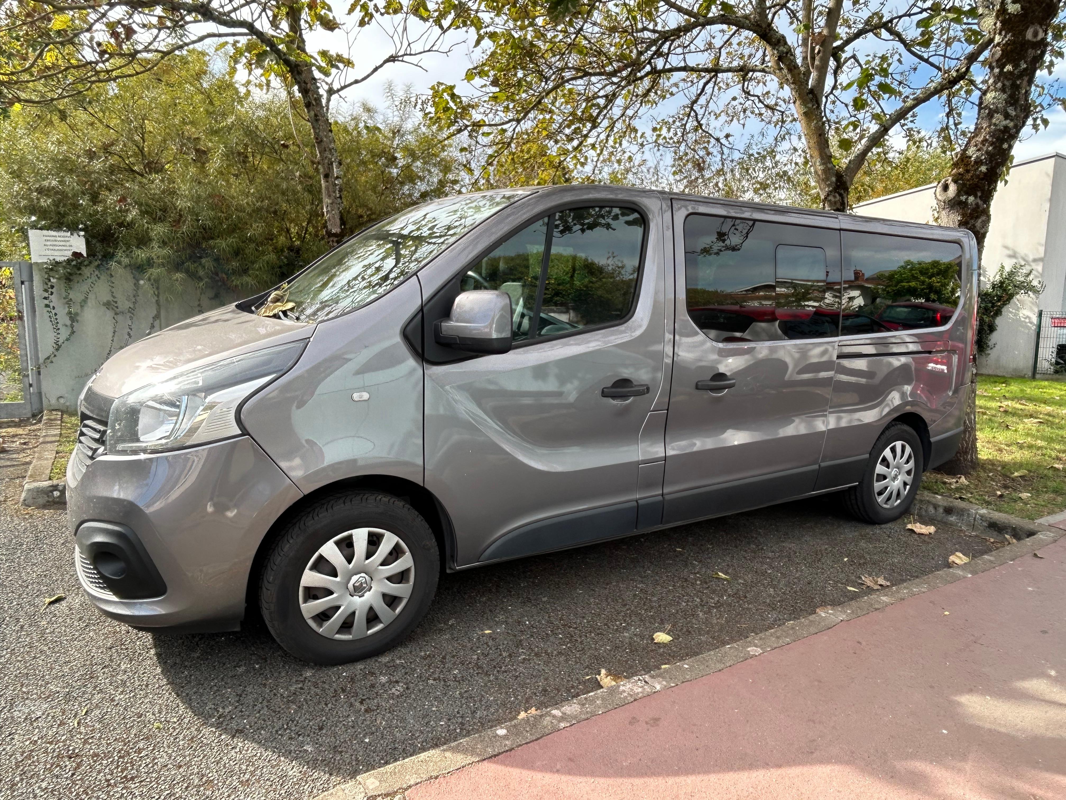 Renault TRAFIC III 2018 à Bègles