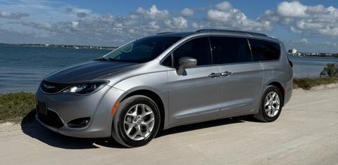 Chrysler Pacifica 2019