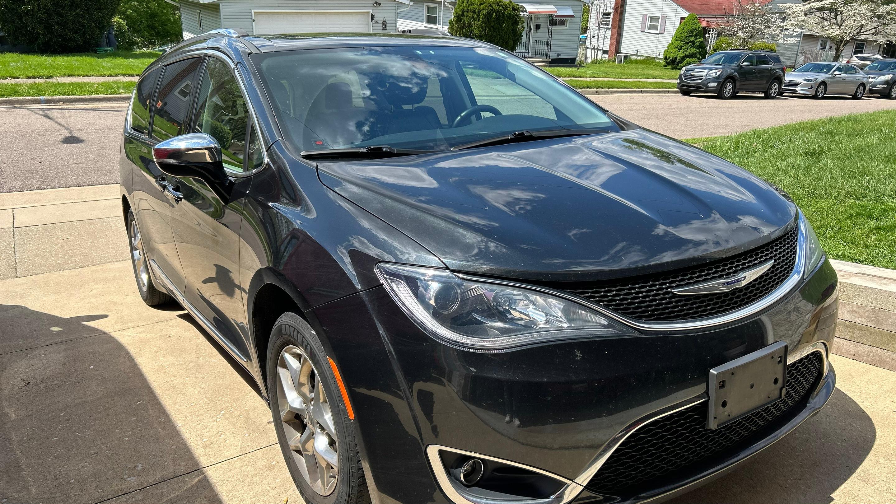 Chrysler Pacifica 2019 in Akron, OH