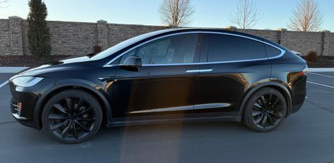 Tesla Model X 2020