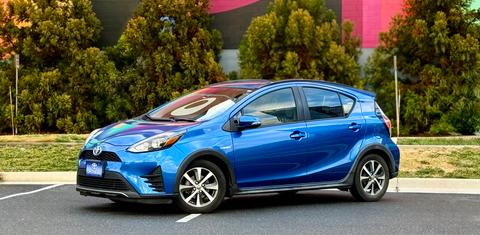Toyota Prius c 2018
