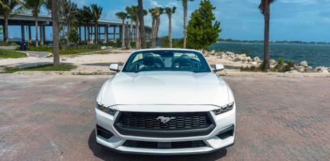 Ford Mustang 2024