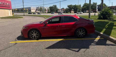 Toyota Camry Hybrid 2022