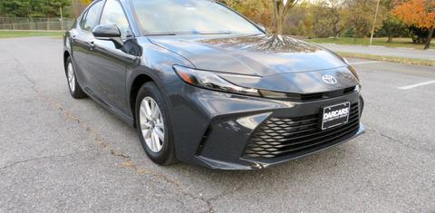 Toyota Camry Hybrid 2026