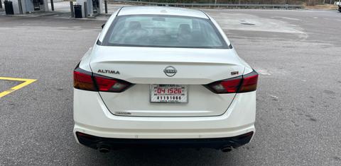 Nissan Altima 2024