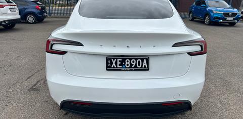 Tesla MODEL 3 2024