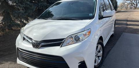 Toyota Sienna 2019