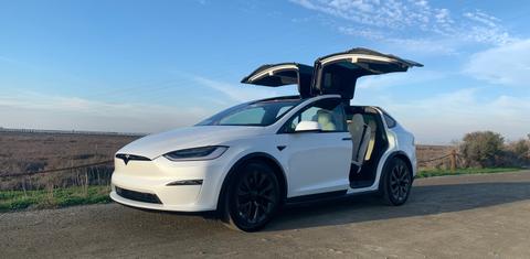 Tesla Model X 2021