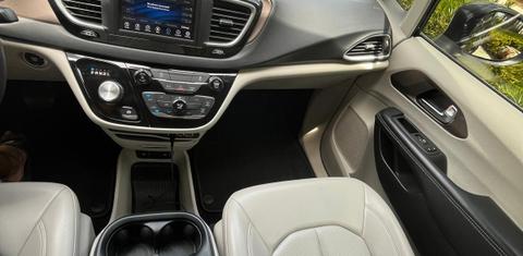 Chrysler Voyager 2021