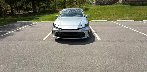 Toyota Camry Hybrid 2025