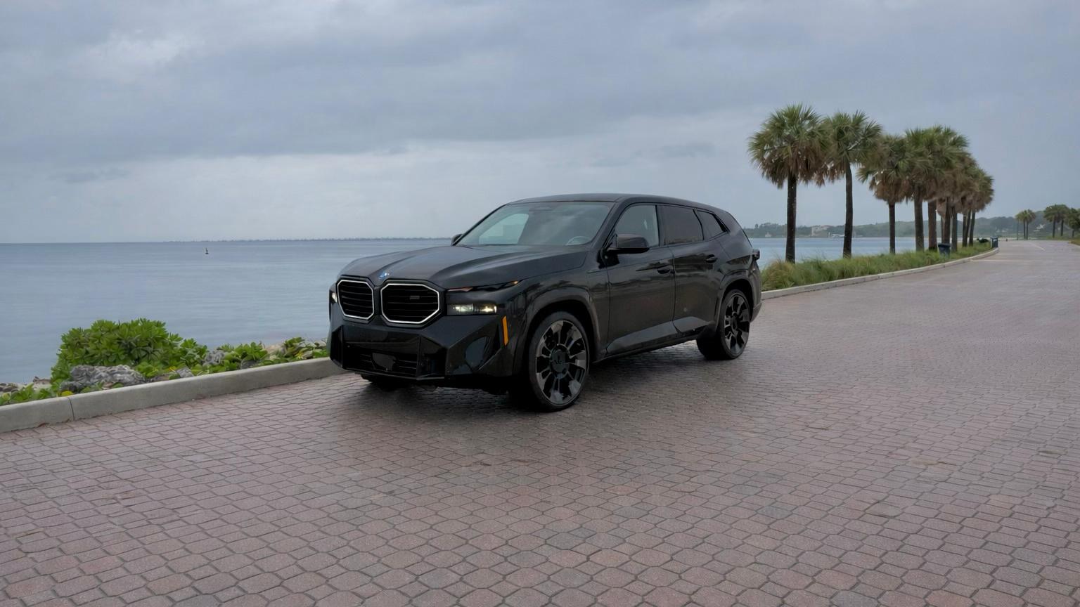 BMW XM 2023 in 