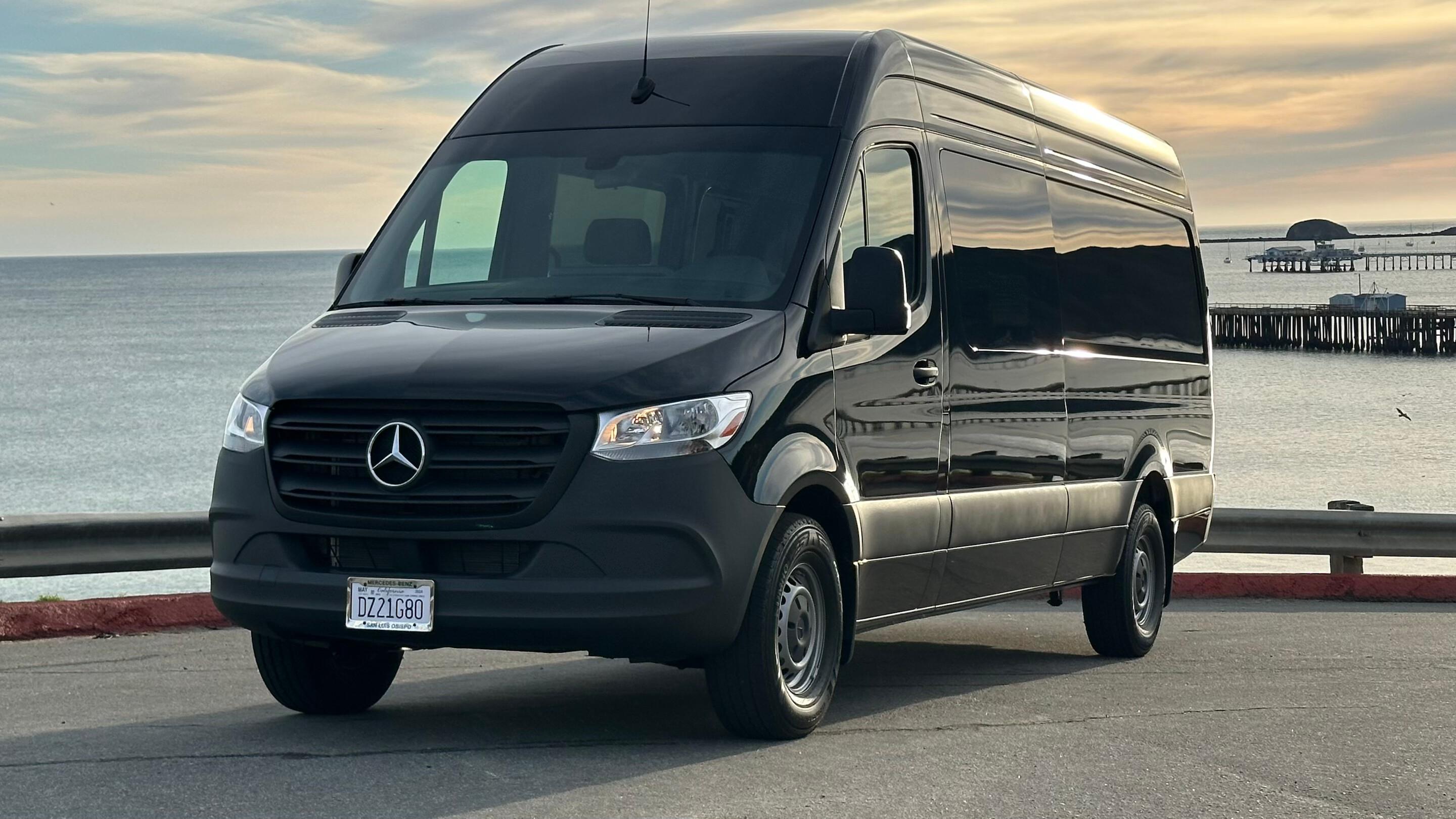 Mercedes-Benz Sprinter Crew 2024 in Brea, CA