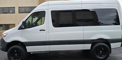 Mercedes-Benz Sprinter 2025